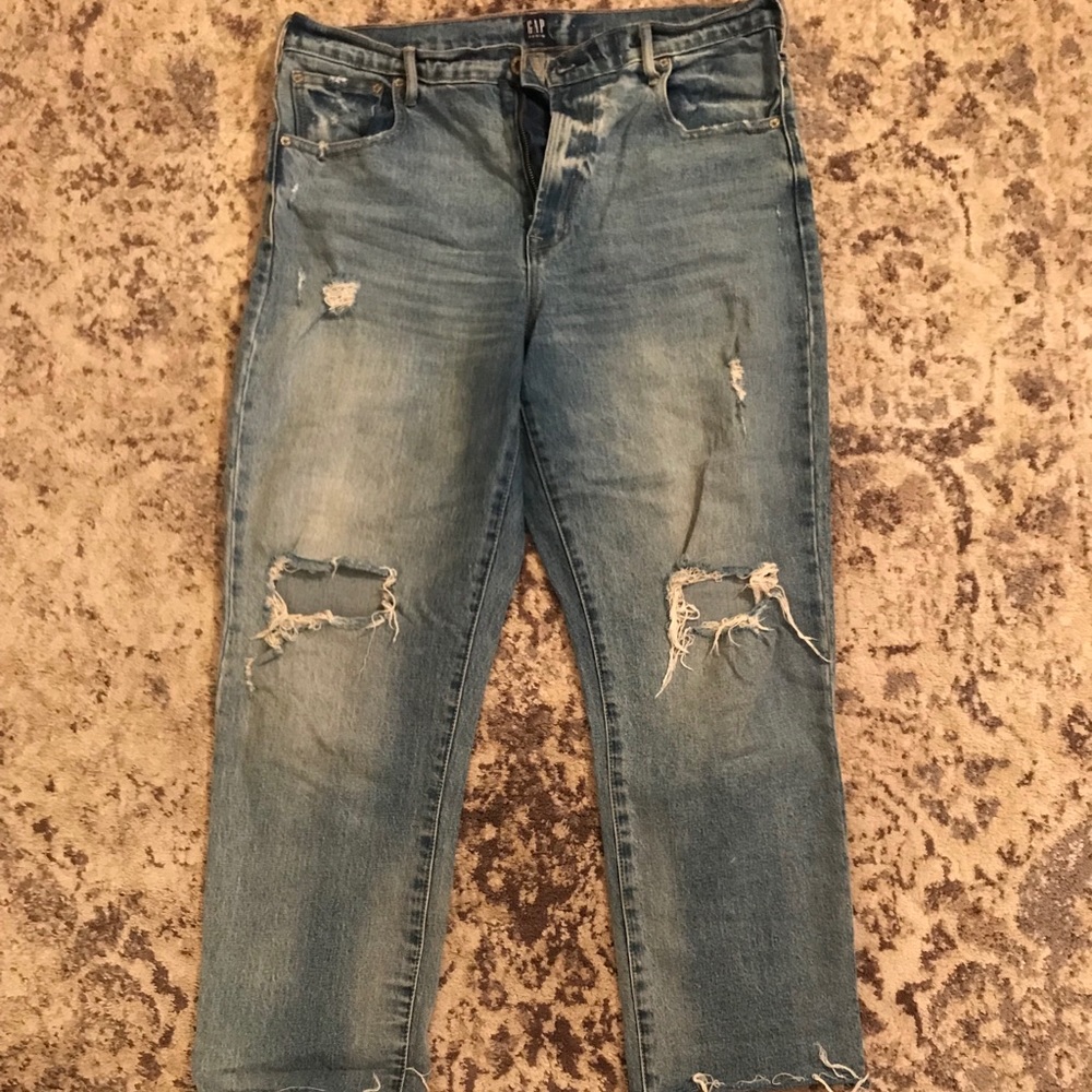 Wide straight leg ripped jeans